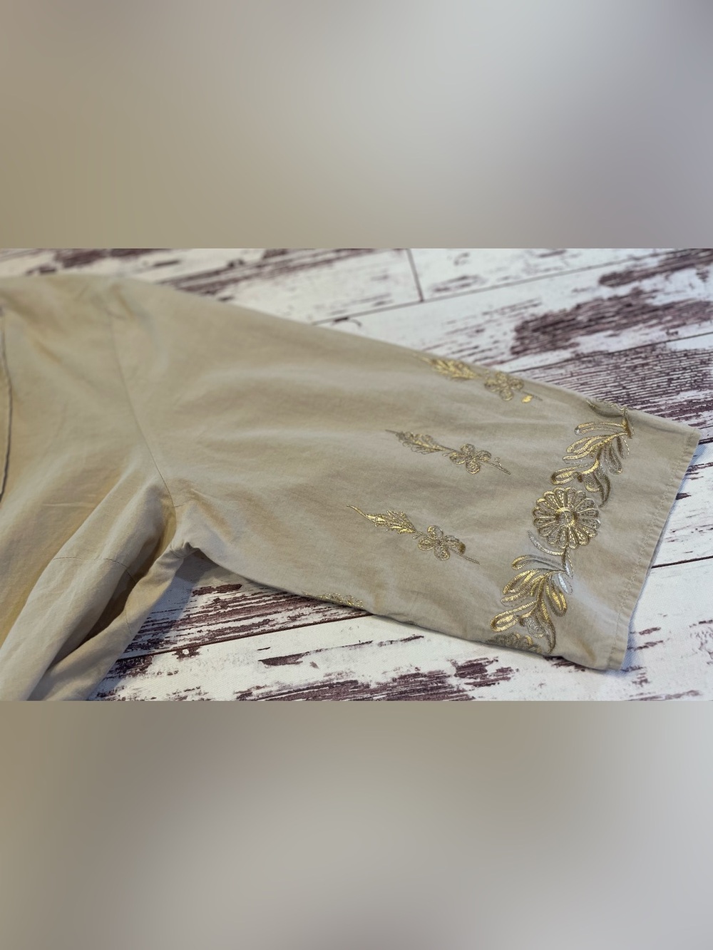 Catherines Light Cotton Blouse 14W/16W Khaki Pleating Buttons Embroidery Detail - Picture 13 of 15